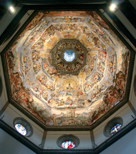 Der berühmte Bildhauer und Baumeister Filippo Brunelleschi schuf die Kuppel des Doms von Florenz, im Bild das Kuppelfresko.