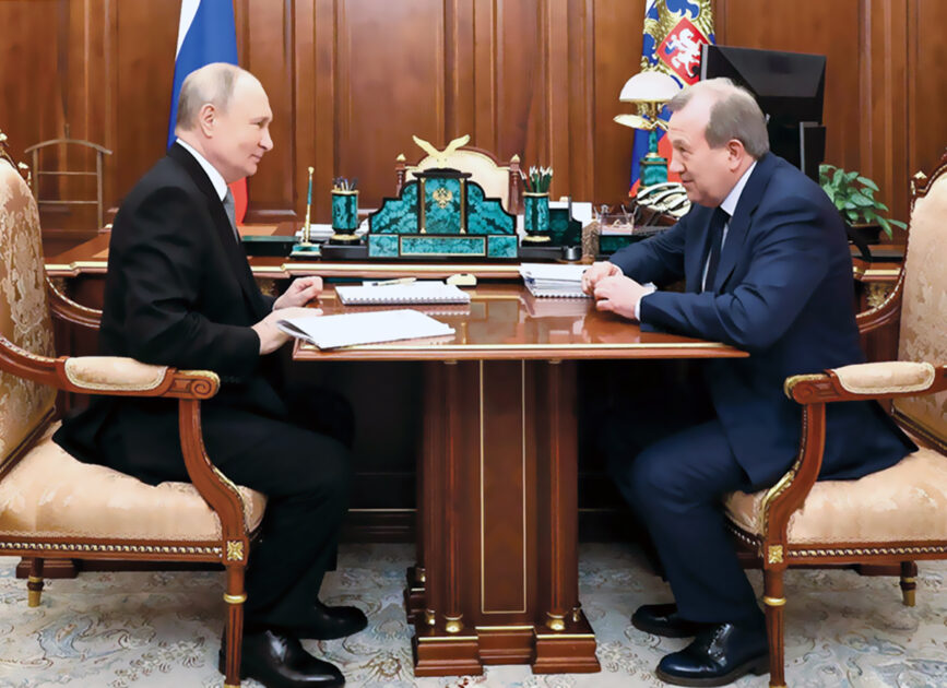 Wladimir Putin (links) im Gespräch mit Gennadi Krasnikow (rechts), Präsident der Russischen Akademie der Wissenschaften am 30. Januar 2024. Bild: kremlin.ru