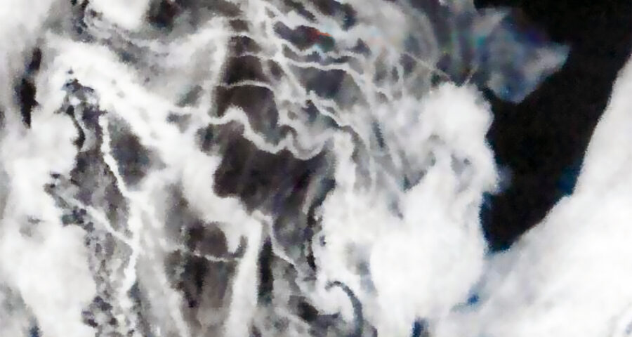 Abb. 5.0. Wolkenbildung aus Abgasfahnen von Schiffen | Bild: NASA